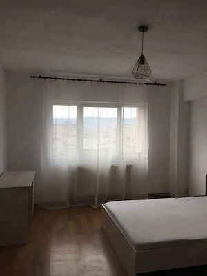 Proprietar, închiriez ap. 2 camere, decomandat, p-ța Mărăști, mobilat, utilat, disponibil din 01 Aug - imagine 7