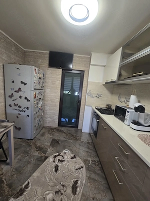Vand apartament in rate - imagine 5
