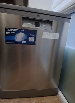 vând mașină de spălat vase Beko 