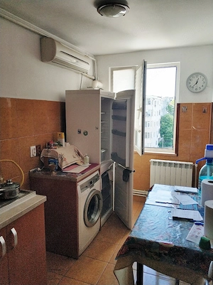  Zona Far - Apartament incadrat, izolat, orientat catre est, cu centrala cu gaz - imagine 4