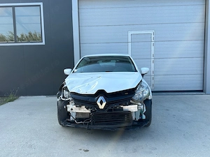 Renault Clio 2019 avariat - imagine 2