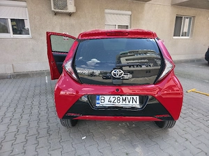 Toyota Aygo 1.0 VVY-I 5 usi X - imagine 4