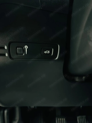 Volvo XC40 - imagine 12