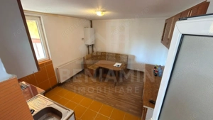 Vand Casa P+M 5 Camere-Curte si Strada Privata-Zona Catargiu - imagine 6