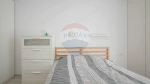 Apartament 3 camere - imagine 9