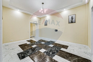 Apartament cu 3 camere pretebil pentru cabinet sau rezidential - imagine 4