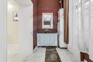 Apartament cu 3 camere pretebil pentru cabinet sau rezidential - imagine 3