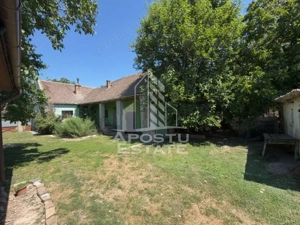 Casa + constructie moderna,de vanzare,2 locuinte,teren 2298 mp Giulvaz - imagine 5
