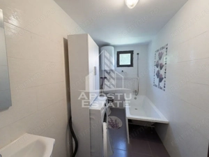 Casa + constructie moderna,de vanzare,2 locuinte,teren 2298 mp Giulvaz - imagine 11