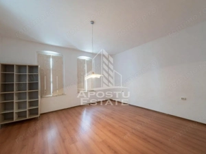 Casa de vanzare in Sandra, 5755 mp, teren, acoperis nou - imagine 2