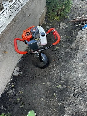 Inchiriez motoburghiu,aparat de sudura,generator electric,pompa de zugravit
