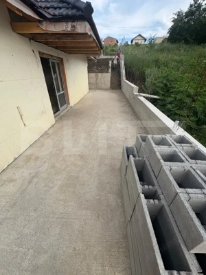 Casa moderna pe parter, semifinisata, teren 500 mp – Apahida - imagine 3