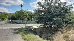 Vând Vând 2 Terenuri intravilane  centru  Suhurlui Galați  - imagine 4