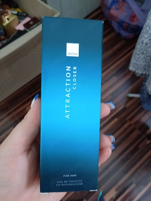 parfum Attraction closer for him 