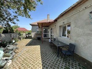 Vand casa din caramida, st.494 mp, sc.131 mp, cu 4 cam.2 bai, moderna - imagine 9