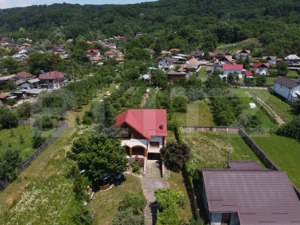 Casă cu 6 camere, 180 mp, zona Izvoarele - imagine 20