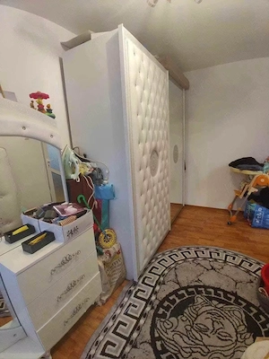 De vanzare apartament cu 3 camere, mobilat, zona Smirodava, Pret 40000euro - imagine 11