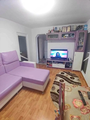 De vanzare apartament cu 3 camere, mobilat, zona Smirodava, Pret 40000euro - imagine 9