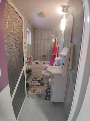 De vanzare apartament cu 3 camere, mobilat, zona Smirodava, Pret 40000euro - imagine 7