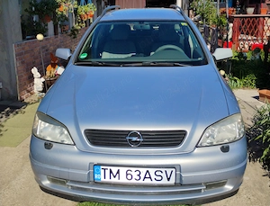 Vând Opel Astra Caravan,an 2002,benzinar,motor de 1,6