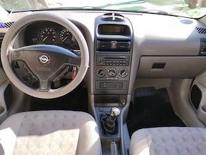 Vând Opel Astra Caravan,an 2002,benzinar,motor de 1,6 - imagine 4