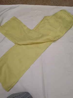 Pantaloni de în, culoare galben