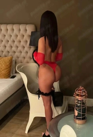 New Selena       