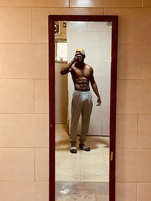 Gifted 25 year old man looking for a girl or couple.