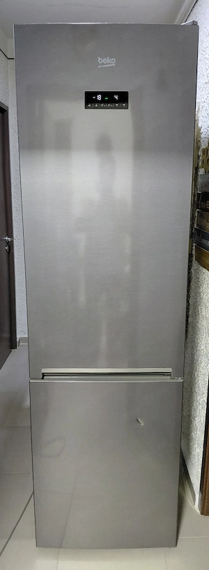 Combina frigorifica Beko rcna406e40zxbn 