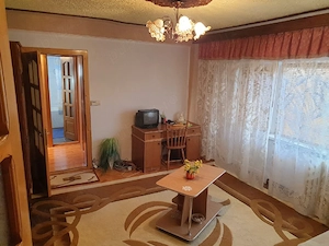 închiriez apartament 2 camere - imagine 5