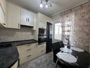 Inchiriez Apartament cu 2 camere in zona Piata Sudului - imagine 3
