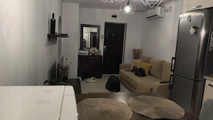 Vând apartament 60mp  , cu 2 dormitoare decomandate  si garaj, in zona HCC - imagine 6