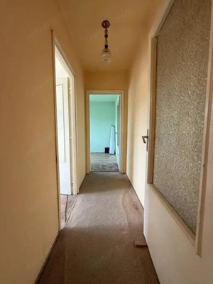 Apartament 3 camere, etaj 3, semidecomandat, centrala, P-ta Doina - imagine 4