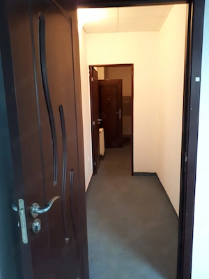 Închiriez spațiu de de birouri de 104 mp în Bd Basarabia 250 - imagine 10