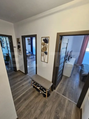 Apartament 2 camere decomandat, terasa 27 mp, 2 parcari, zona Terra - imagine 8