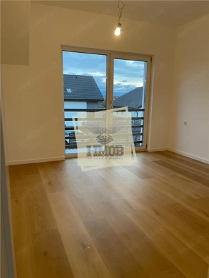 Casa moderna  4 camere 2 bai si teren 380 mp Sura Mica - imagine 8