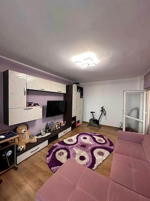De vanzare apartament cu 2 camere și balcon, mobilat, zona Hotel Roman 55000euro - imagine 5