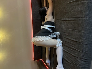      Nouă în oraș  și greu de uitat    Frumoasă, tânără și plină de surprize 
