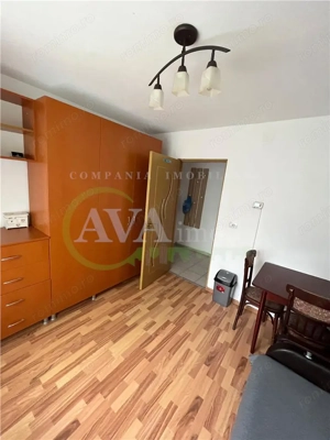 Apartament  2 camere semidecomandat, zona Adriatica