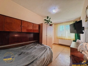 FILM! Apartament 2 camere decomandat, zona apreciabila, cartier Florilor Brasov - imagine 5