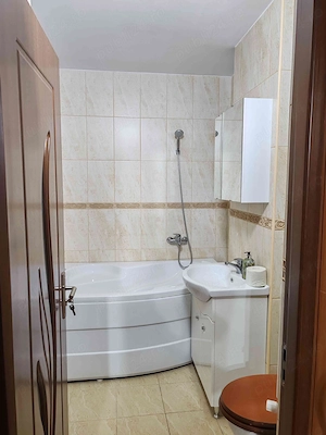Apartament cu 3 Camere de vânzare  - imagine 7