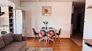 Inchiriez apartament 3 camere
