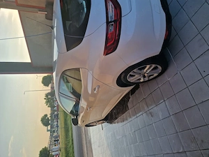 Renault Megane IV Hatchback 1.5 dCi 110 CP   2018   123.738 km - imagine 9