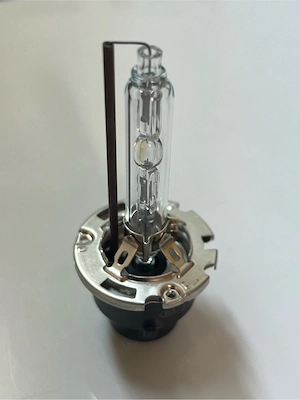Becuri xenon D2S