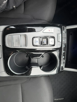 Hyundai Tucson 2023 | Hibrid Mhev 177 cai + 16 cai electrici - imagine 7