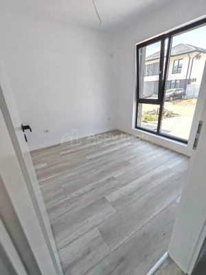 Casa individuala-Prelungirea Ghencea-Margelelor - dormitor pe parter - baie matrimoniala  - 235000E  - imagine 6