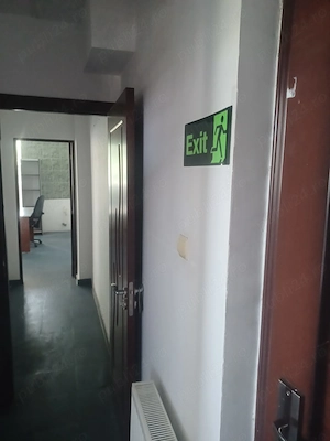 Închiriez spațiu de de birouri de 104 mp în Bd Basarabia 250 - imagine 6