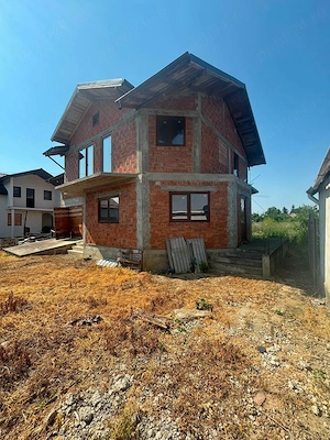 De vanzare casa P+1, din caramida, la rosu, 4 dormitoare si 3 bai, Teren de 860mp 55000euro - imagine 8