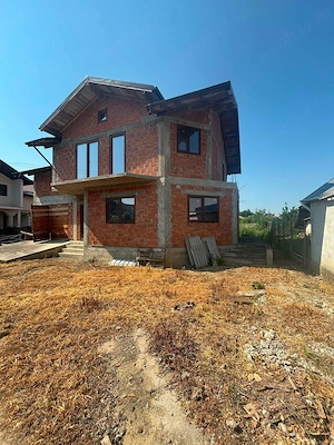 De vanzare casa P+1, din caramida, la rosu, 4 dormitoare si 3 bai, Teren de 860mp 55000euro - imagine 16