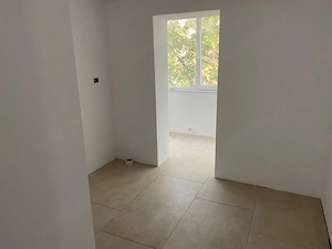 3 camere lipovei , centrapla proprie, renovat,etaj 2 - imagine 4